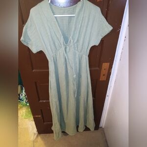 EUC SHEIN Flowy V-Neck Short Sleeve Midi Summer Dress S